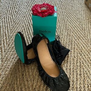 Tieks black patent brand new